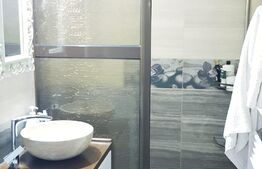 Apartament modern, 53 mp, 3 camere, parcare, Zona Teilor