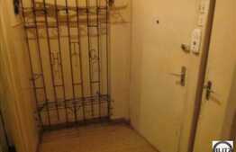 De vanzare apartament 2 camere semidecomandate, zona Piata Hermes. Boxa inclusa!