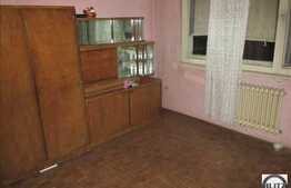 De vanzare apartament 2 camere semidecomandate, zona Piata Hermes. Boxa inclusa!