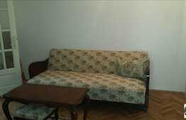 De inchiriat 4 camere, 100 mp, 2 garaje, 1 loc de parcare, zona strazii Suceava!