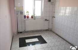 Apartament 3 camere, decomandat, 65 mp utili, zona strazii Aurel Vlaicu!