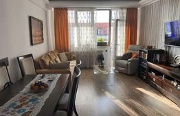 Apartament 2 camere, 79 mp, decomandat, zona Tractorul