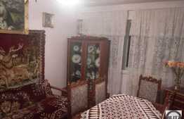 Apartament 2 camere, 54 mp, decomandat, zona strazii Izlazului