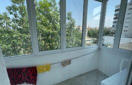 Apartament 3 camere, 70 mp, decomandat, zona strazii Zorilor