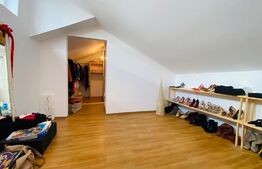 Apartament de 3 camere, 95 mp, garaj, zona strazii Borhanciului