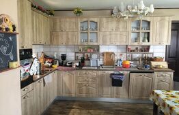 Casa 6 camere, 178 mp, teren 2052 mp, Bod