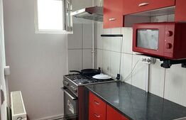 Casa cu 4 camere, 300 mp, teren 250 mp, zona Sacele