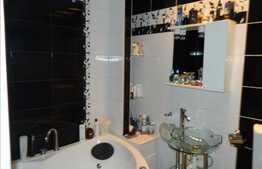 Apartament cochet cu 3 camere, 2 locuri parcare, zona strazii Eroilor!