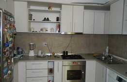 Apartament cochet cu 3 camere, 2 locuri parcare, zona strazii Eroilor!