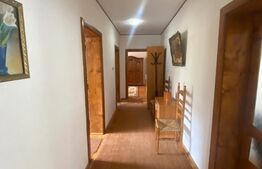 Apartament 3 camere, decomandat, 2 bai, 85 mp, zona Schei 
