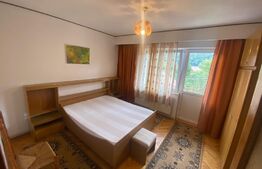 Apartament 3 camere, decomandat, 2 bai, 85 mp, zona Schei 