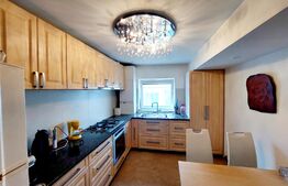 Apartament de 3 camere decomandate, 103mp, 2 bai, 2 balcoane, zona Vivo