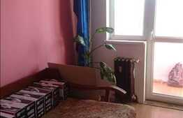 Apartament 4 camere, 80 mp, decomandat, zona Piata Flora