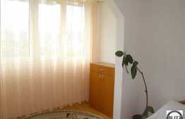 Apartament cu 4 camere decomandate, posibilitate PRIMA CASA