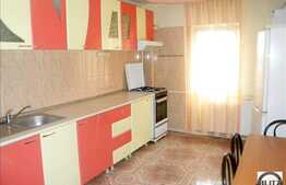 Apartament cu 4 camere decomandate, posibilitate PRIMA CASA