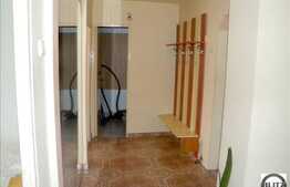 Apartament cu 4 camere decomandate, posibilitate PRIMA CASA