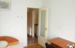 Apartament cu 4 camere decomandate, posibilitate PRIMA CASA