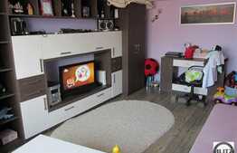 3 camere, 76 mp utili, parcare, boxa la subsol, zona Bulevardului 21 Decembrie!