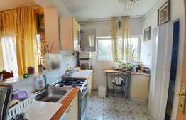 Apartament 2 camere in bloc nou, etaj intermediar, parcare, zona strazii Plopilor