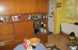 De vanzare 3 camere, 60 mp utili, 14 mp beci, zona zona Piata 1 Mai!