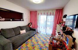 Apartament de 3 camere, 64mp, balcon, etaj intermediar, zona Sub Cetate