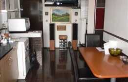 3 camere, 74 mp utili, decomandat, 2 balcoane si terasa, zona Kaufland!