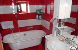 3 camere, 74 mp utili, decomandat, 2 balcoane si terasa, zona Kaufland!