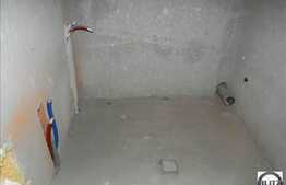 De vanzare apartament 3 camere, 68 mp, zona strazii Mircea Eliade. Semifinisat!