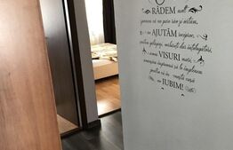 Apartament 3 camere, 80 mp, etaj intermediar, Tractorul