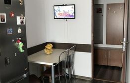 Apartament 3 camere, 80 mp, etaj intermediar, Tractorul