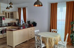  Casa tip duplex,finisat, 113 mp utili, 175 mp teren,Dezmir