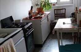 Apartament 4 camere, 85 mp, decomandat, etaj intermediar, zona strazii Parang