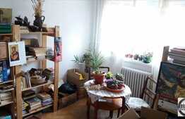 Apartament 4 camere, 85 mp, decomandat, etaj intermediar, zona strazii Parang