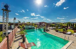 Afacere la cheie - club, piscina, pensiune - locatia de vara a anului 2022 in Romania, totul pe o suprafata de peste 3 ha! Se accepta si plata in rate cu un avans minim de 50%