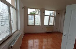 Spatiu birouri, 75 mp, imobil tip casa, zona strazii Brasov