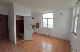 Spatiu birouri, 75 mp, imobil tip casa, zona strazii Brasov