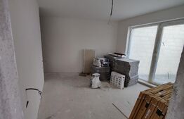 Apartament de 3 camere, 70 mp, parcare, zona străzii Uliului