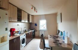 Apartament 2 camere, decomandat, 2 balcoane, zona Nicolae Titulescu