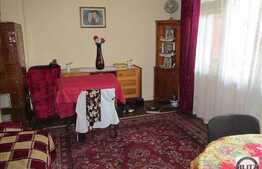 Apartament 2 camere, 58 mp, imobil tip casa/vila, parcare zona strazii Decebal