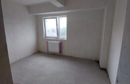 Apartament de 3 camere, lift, parcare, zona Lidl