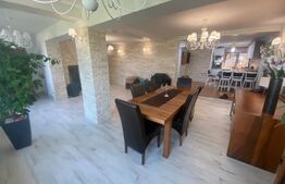 Casa de vanzare 6 camere LUX , 220 mp , Sacele zona Bunloc 