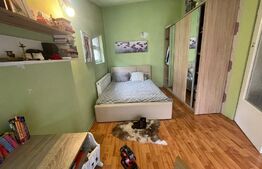 Oportunitate! Apartament 3 camere, pe doua niveluri, curte comuna, zona Centrala