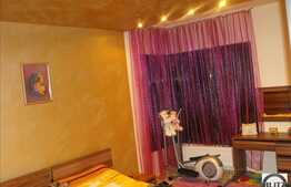 Vanzare 2 camere, 53 mp utili plus POD, zona  strazii Teilor! La CHEIE!