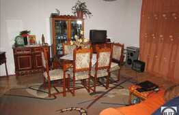 Apartament cu 3 camere, 73 mp, decomandat, zona strazii Bucuresti