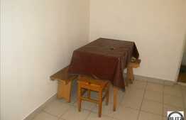 De inchiriat apartament 1 camera, 40 mp utili, balcon, zona Calea Floresti!