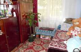 De vanzare 3 camere, 65 mp utili, decomandat, zona strazii Parang!