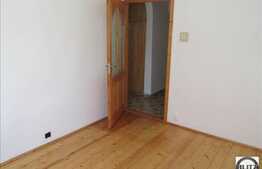 De vanzare 3 camere, 66,5 mp, decomandat, 1 loc de parcare, zona strazii Dunarii