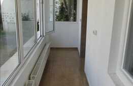 De vanzare 3 camere, 66,5 mp, decomandat, 1 loc de parcare, zona strazii Dunarii