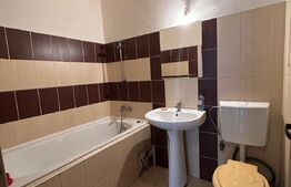 Oportunitate! Apartament 3 camere semidecomandat, 58 mp, parcare, zona Sesul de Sus