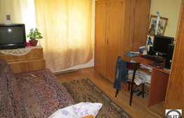 Vanzare 3 camere decomandate, imobil izolat exterior, 65,8 mp, boxa la subsol.